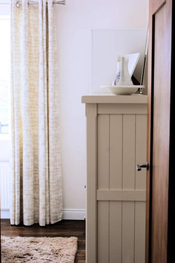 Cozy & Remote Hideaway Gintys Cottage Ross Port 외부 사진
