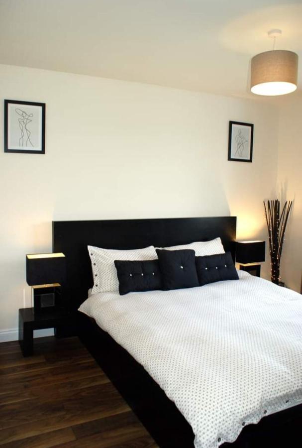 Cozy & Remote Hideaway Gintys Cottage Ross Port 외부 사진